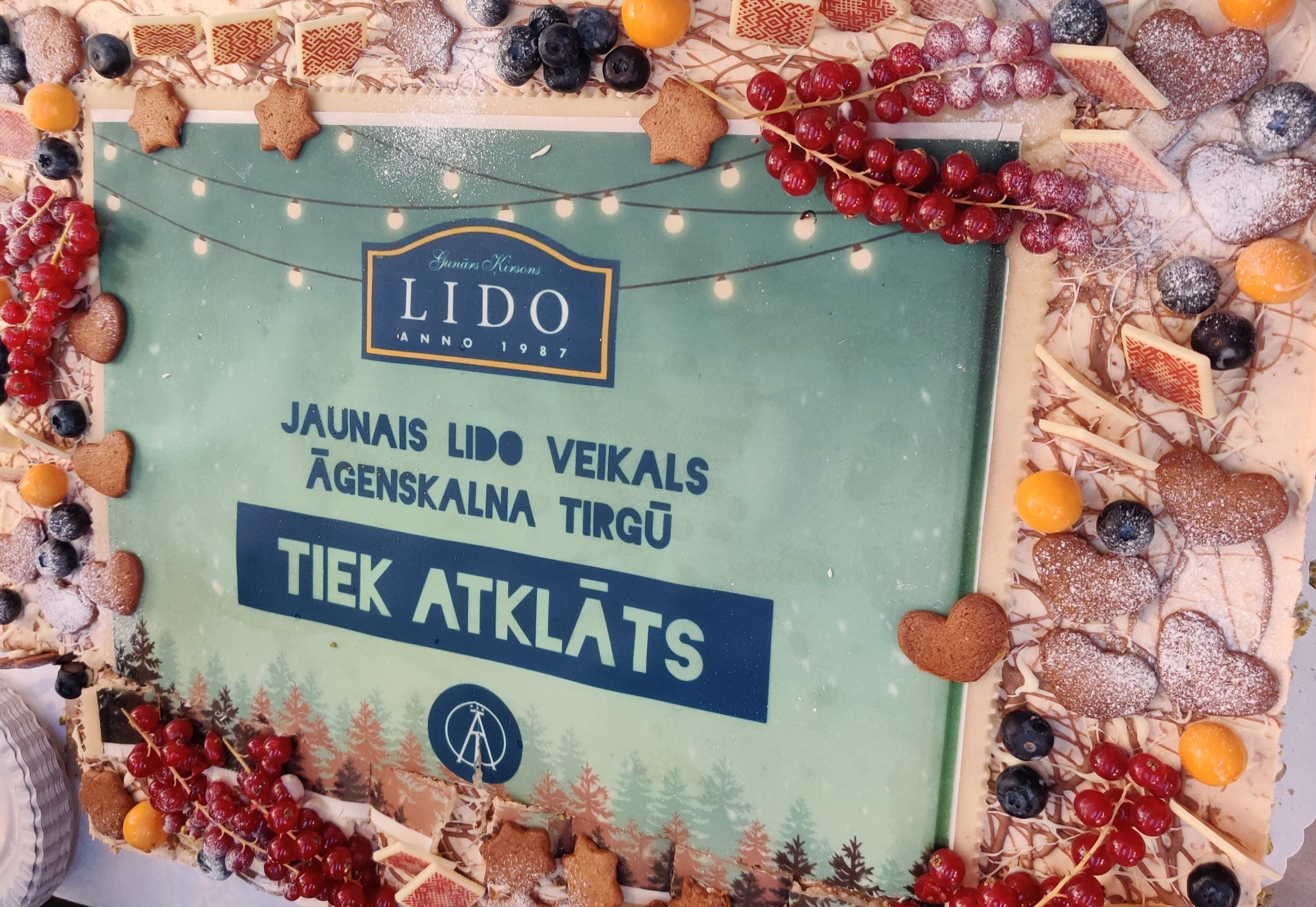 Atklāj jaunu veikalu
