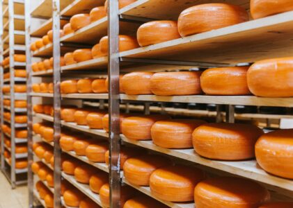 Pienrūpnieki apvienojas un stiprinās pozīcijas