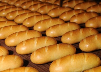 Maiznieka ieņēmumi turpina sarukt